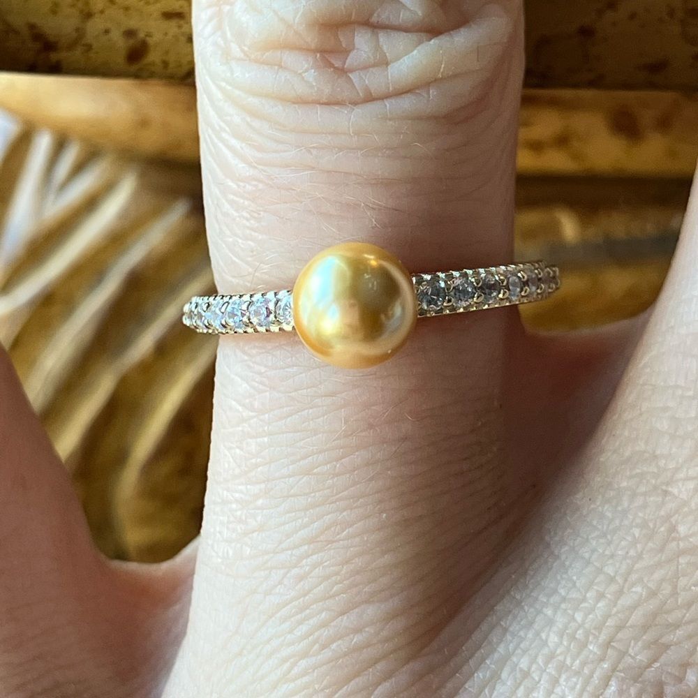 Judith Ripka Simulated Pearl White Diamond Sterling Silver Ring Size 9